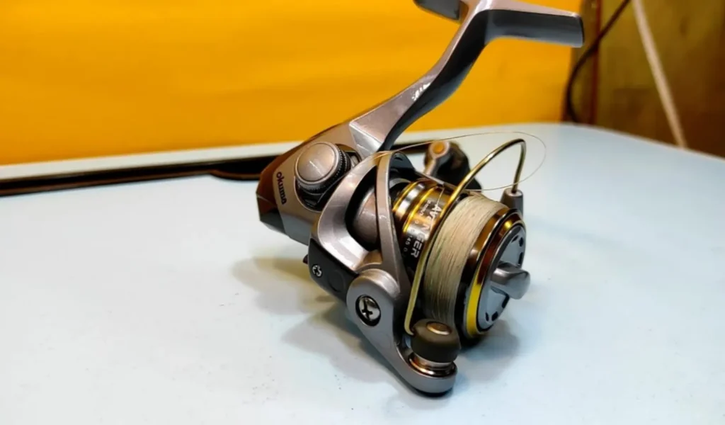 Okuma Avenger Spinning Reel