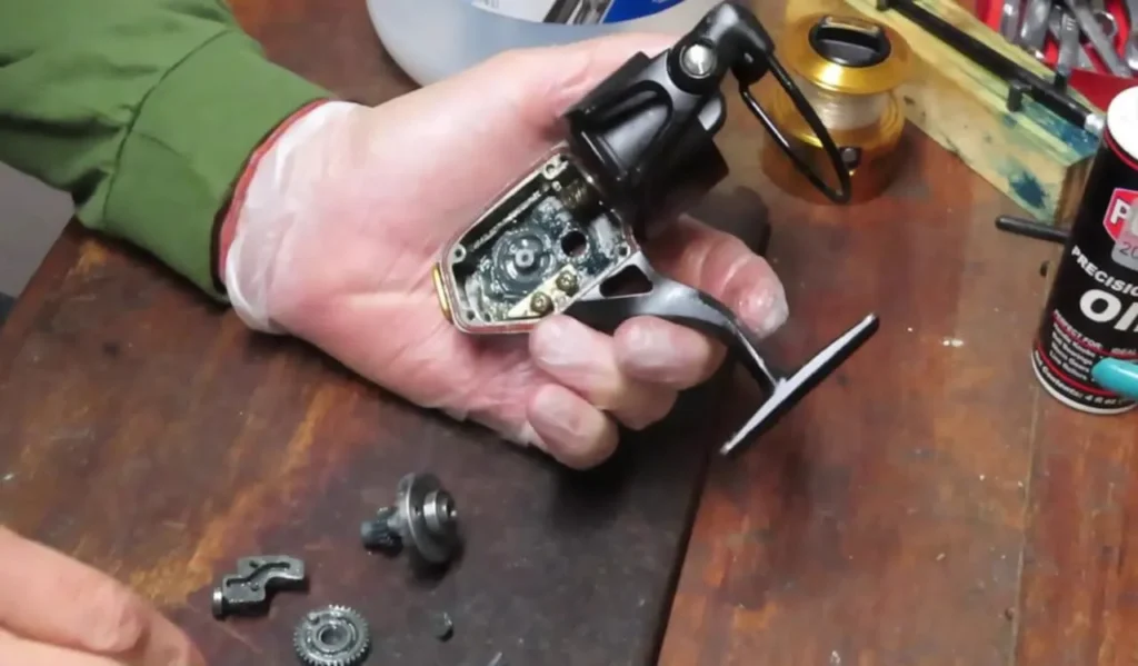 How to Fix a Loose Fishing Reel Handle: Ultimate Guide for Beginners 1 Common Causes of Loose Reel Handle