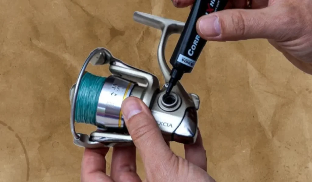 How to Fix a Loose Fishing Reel Handle: Ultimate Guide for Beginners 2 Identifying Handle Attachment Type